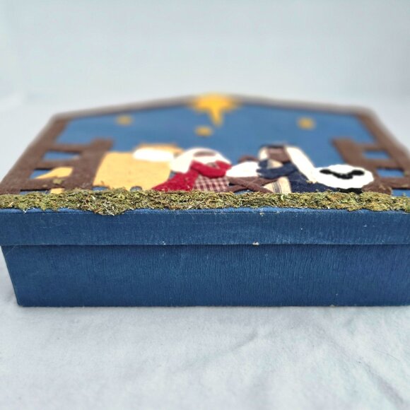 2004 Nativity Box Handmade Creche /Felted MANGER  Polymer Clay Figure/Ornaments - Picture 2 of 12